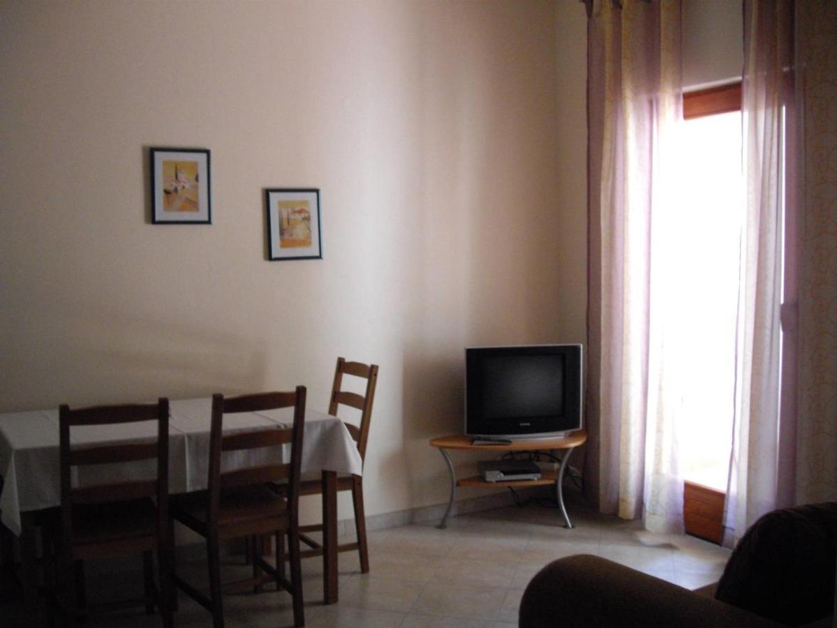 Apartments Marina Omiš Zewnętrze zdjęcie