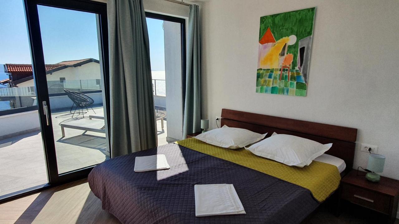Apartments Marina Omiš Zewnętrze zdjęcie