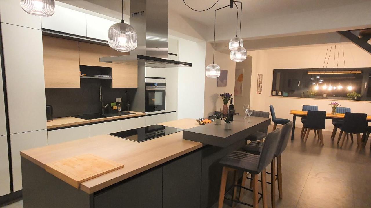Apartments Marina Omiš Zewnętrze zdjęcie